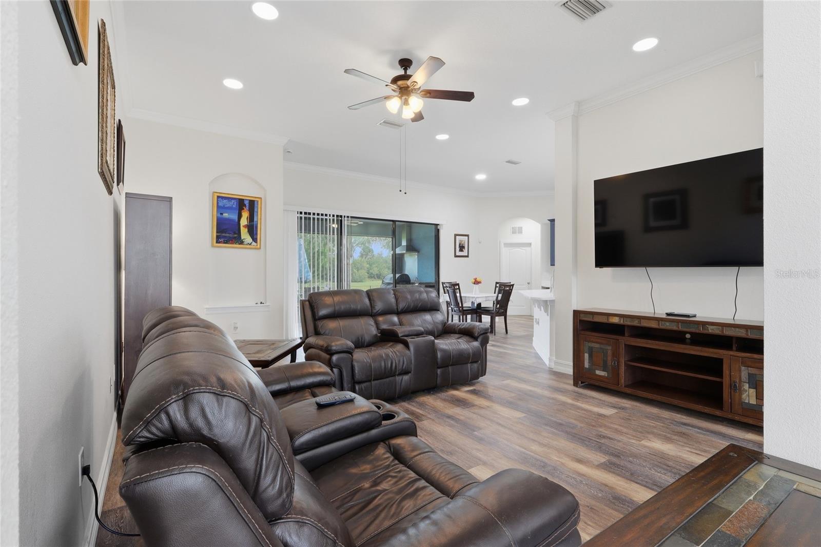 HARBOUR ISLES PH 2A/2B/2C - Residential