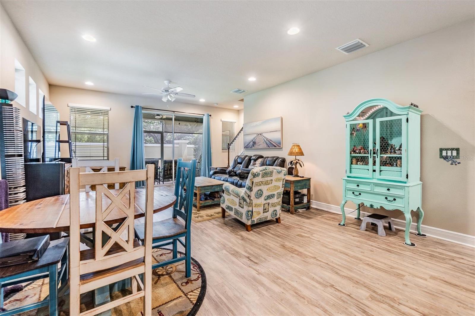 450 HARBOR SPRINGS DRIVE