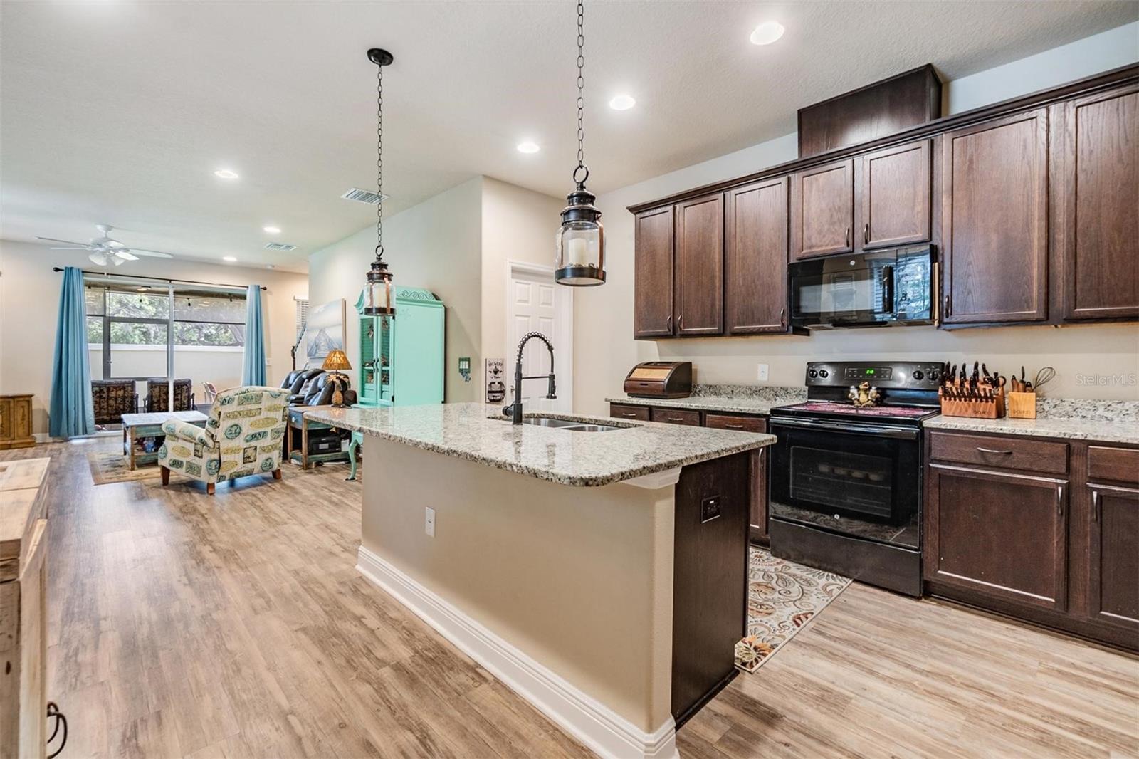 450 HARBOR SPRINGS DRIVE