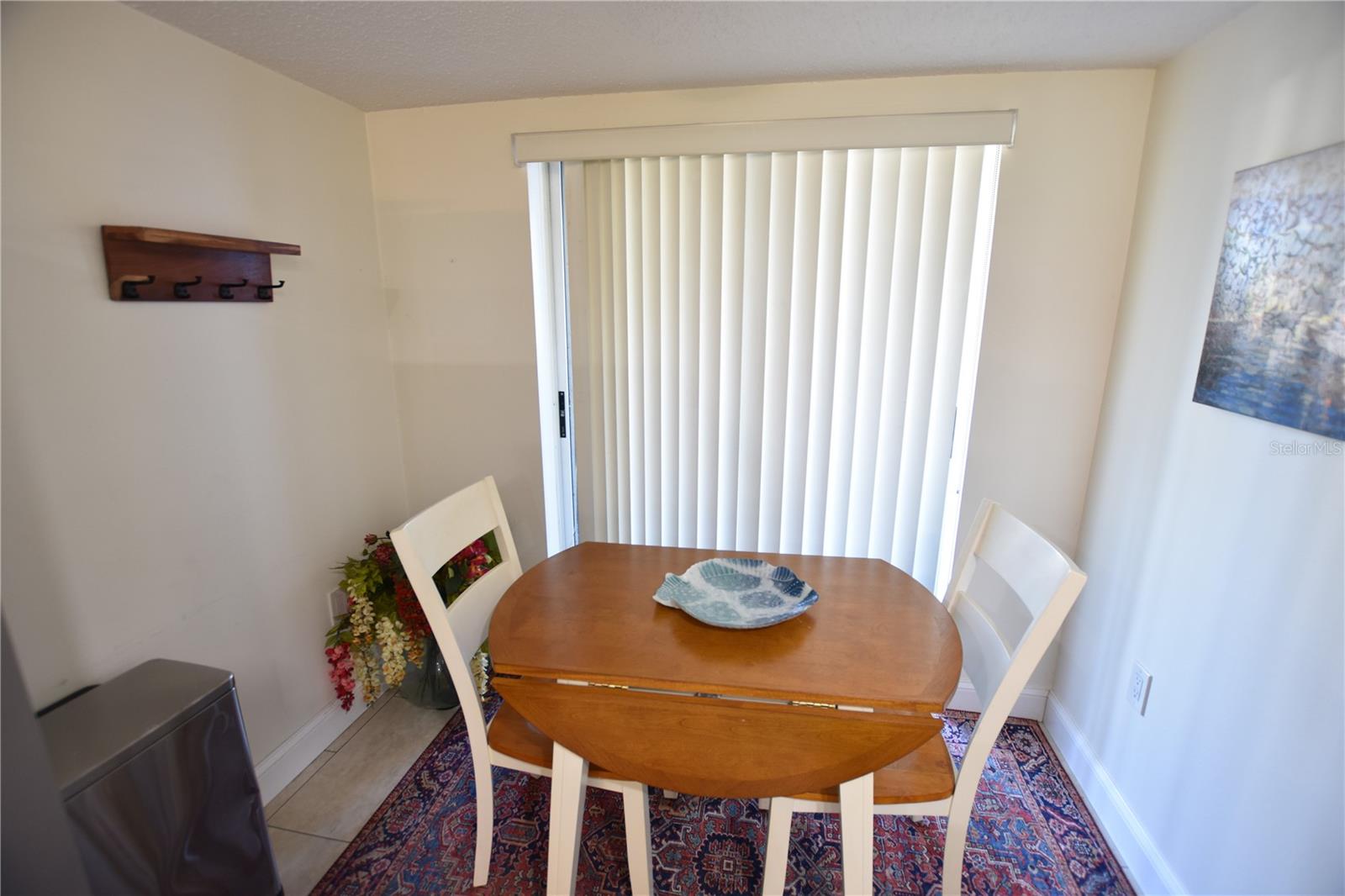 WEDGEWOOD LAKE - Residential