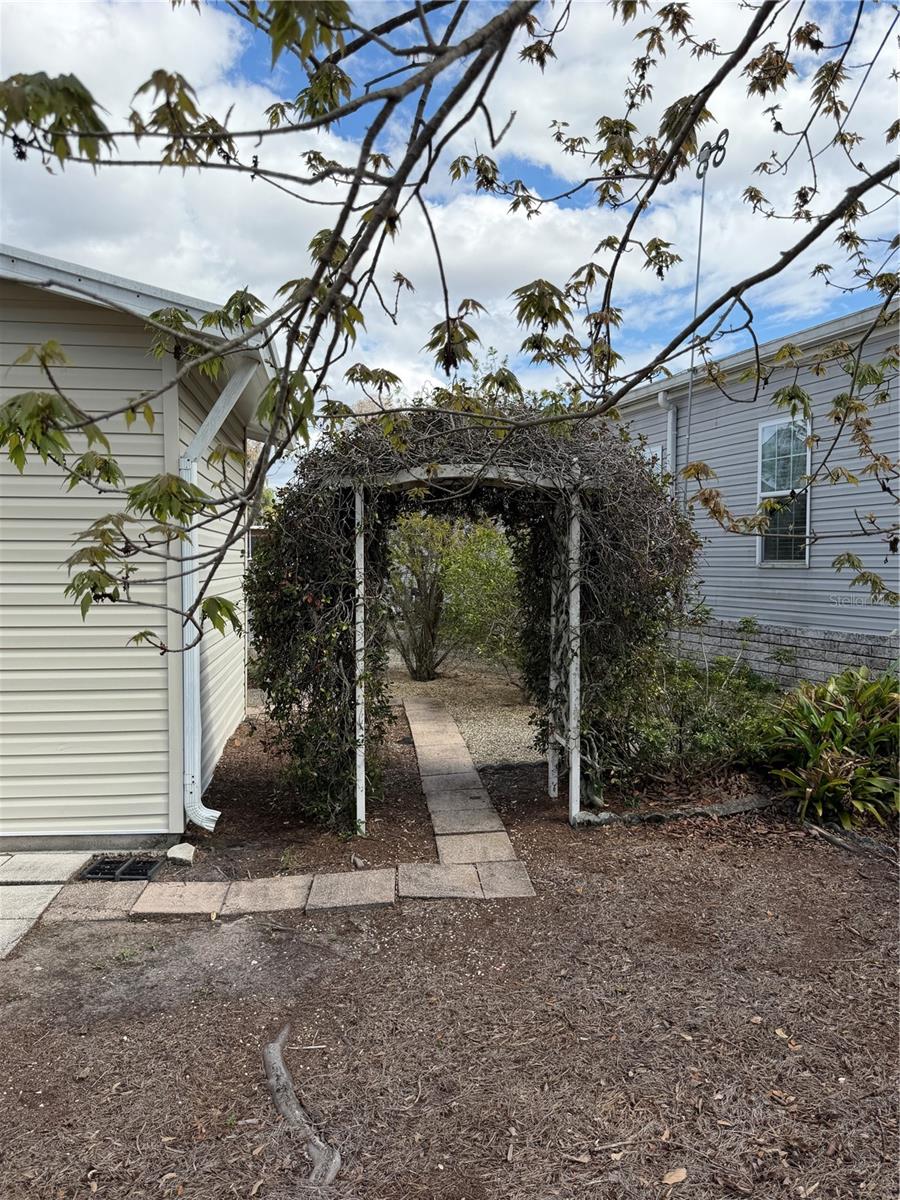 LAKE COMO CLUB RESIDENCE COOP - Residential