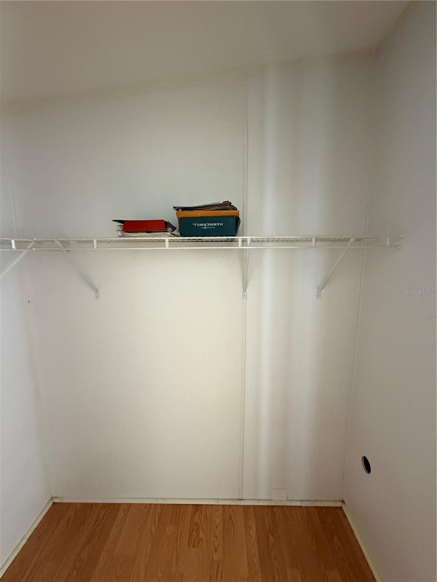 LAKE COMO CLUB RESIDENCE COOP - Residential