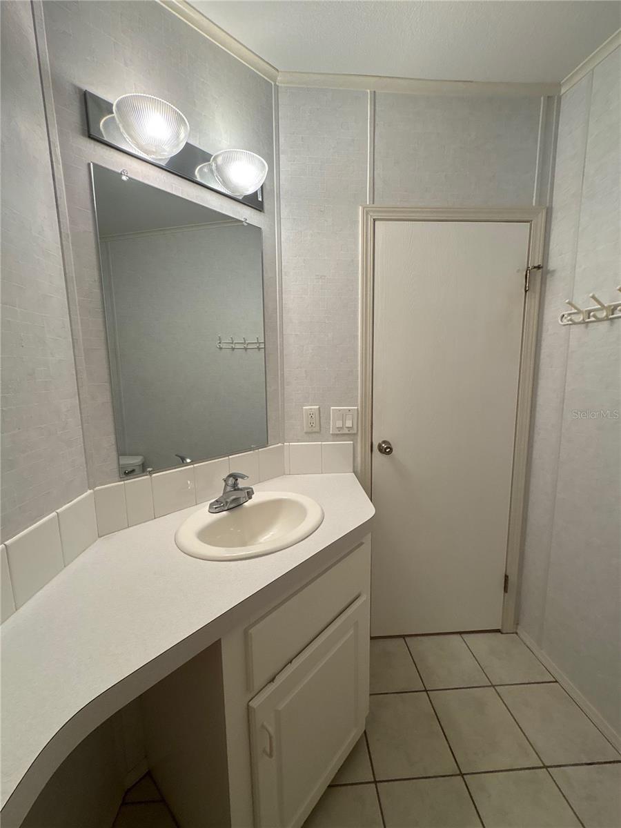 LAKE COMO CLUB RESIDENCE COOP - Residential