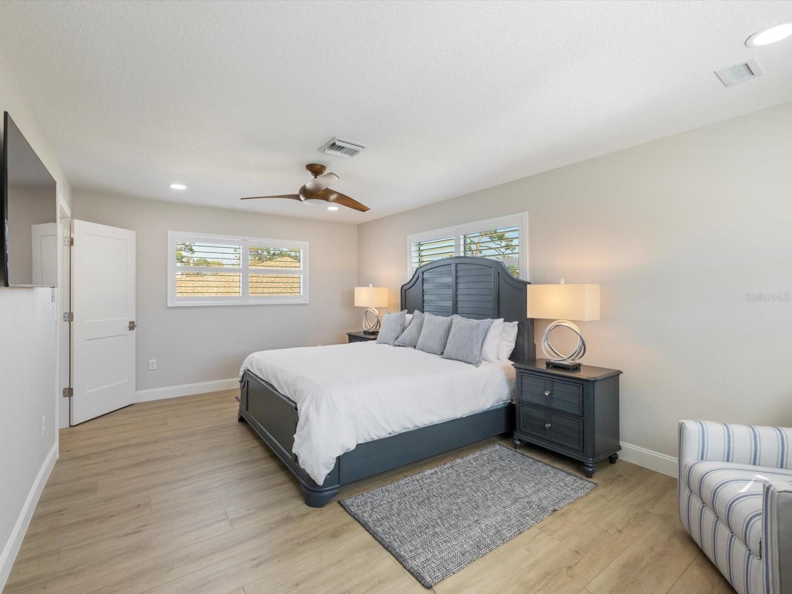 SOUTH VENEZIA PARK - Residential