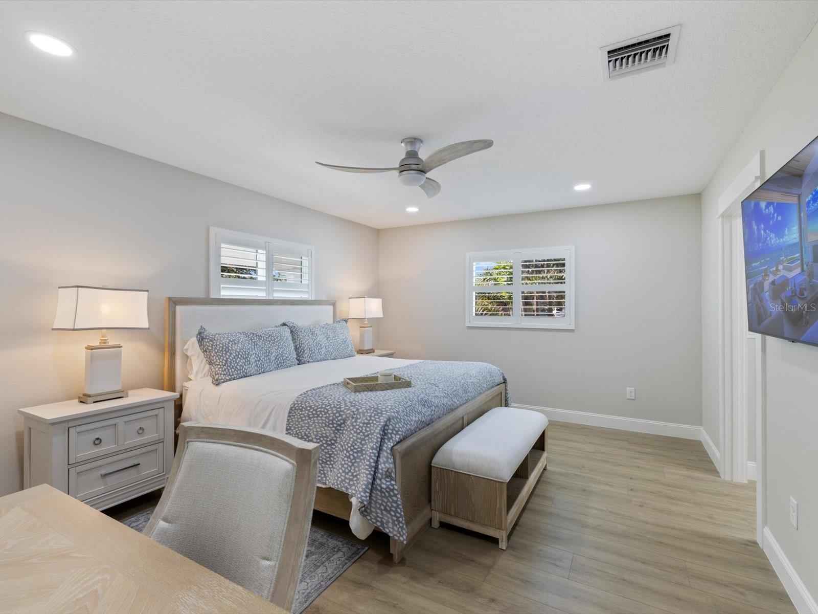 SOUTH VENEZIA PARK - Residential