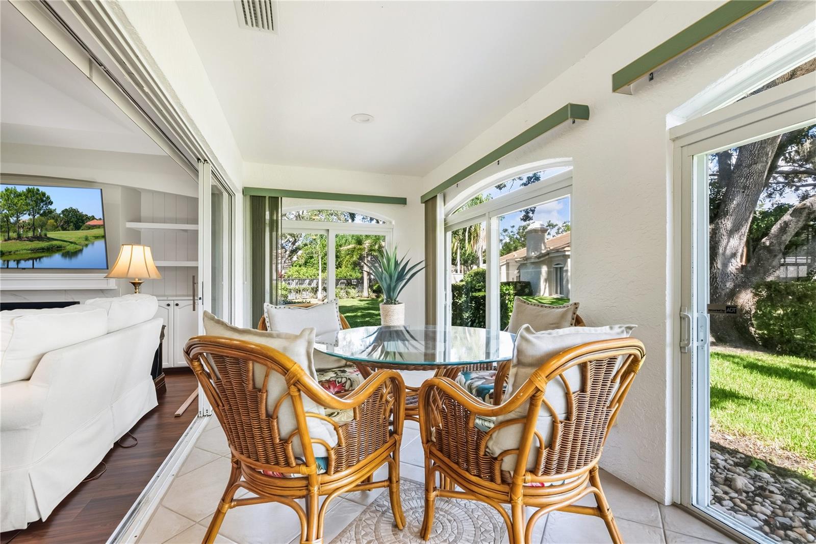 OAKLEY GREEN - Residential