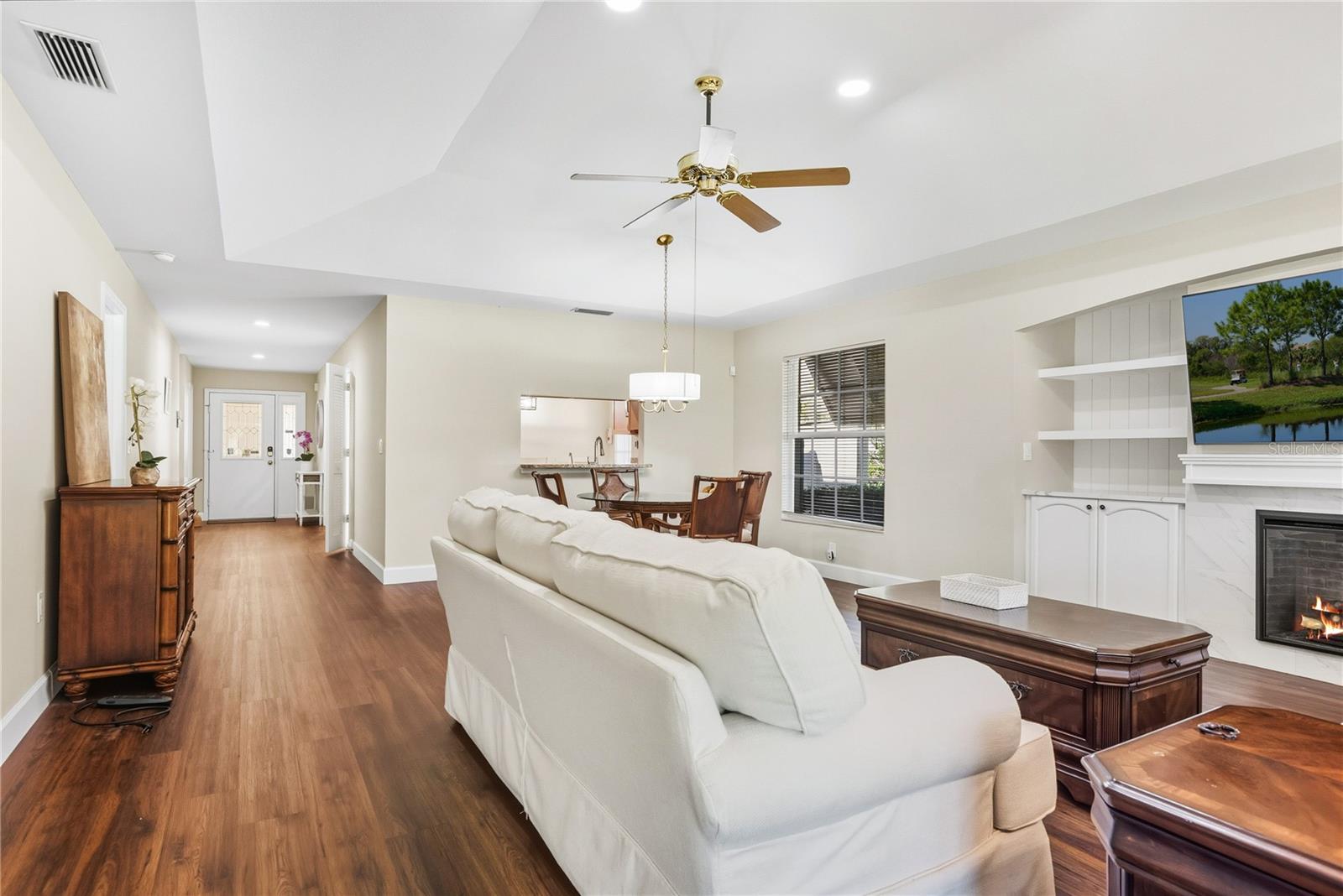 OAKLEY GREEN - Residential