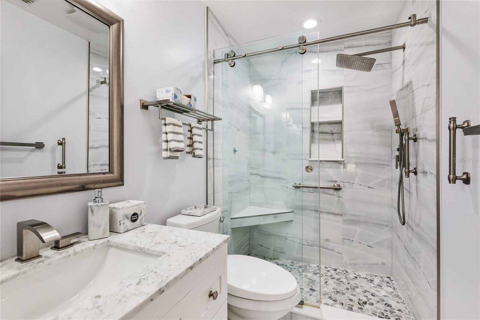 OAKLEY GREEN - Residential