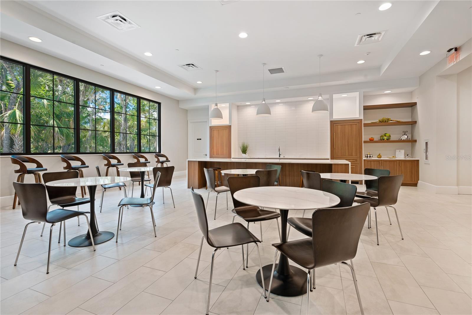 OAKLEY GREEN - Residential