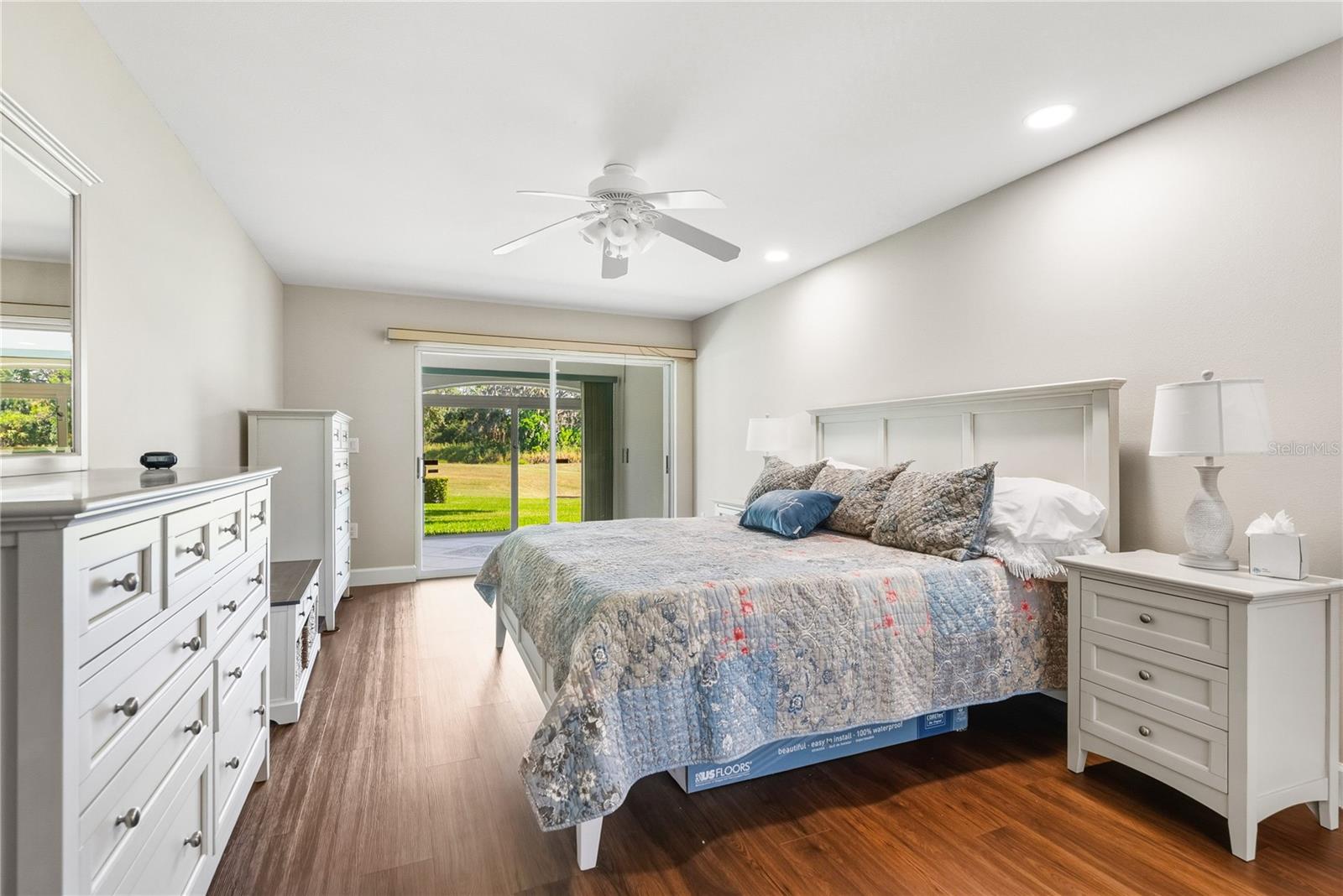 OAKLEY GREEN - Residential