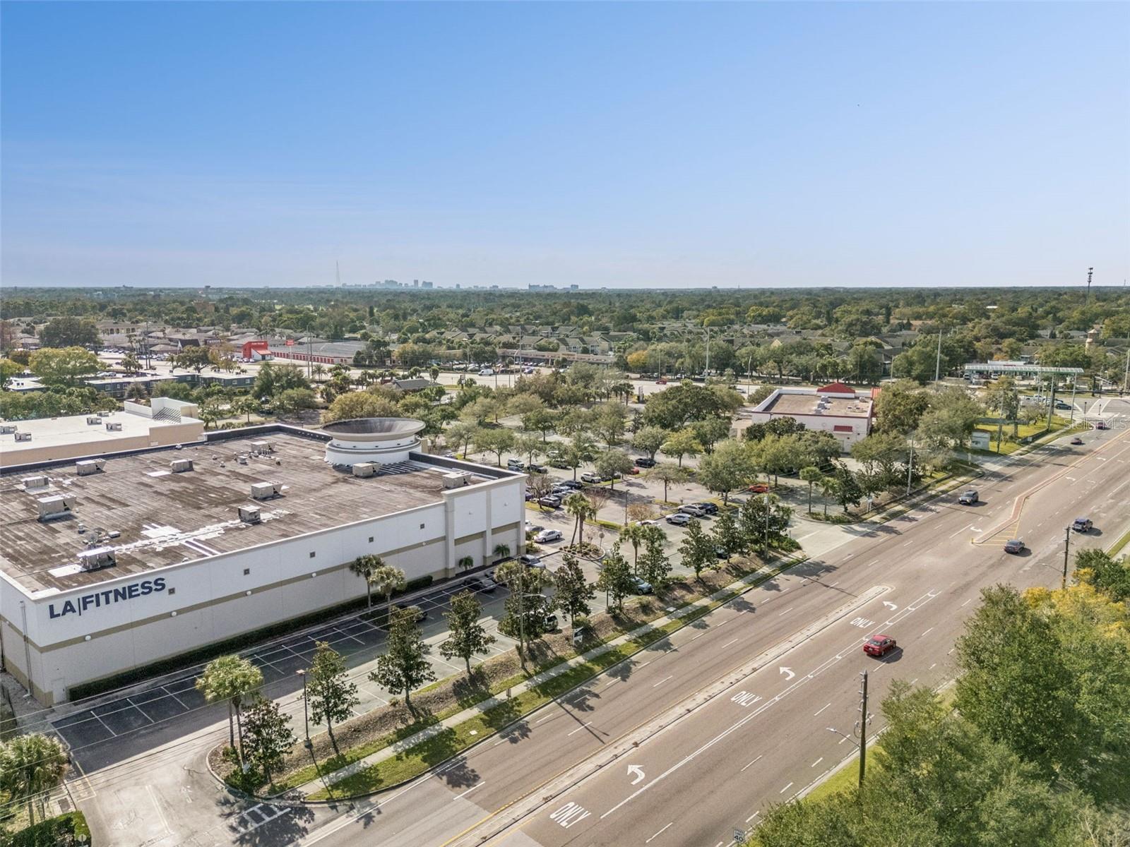 1552 FLORENTINO LANE