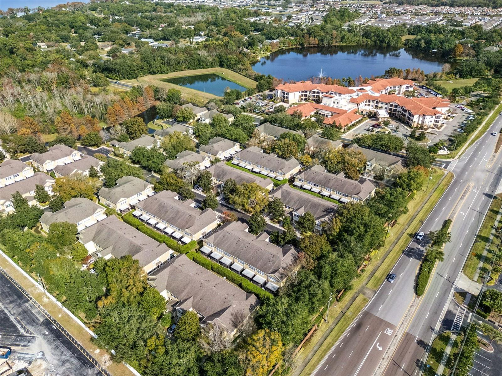 VISTAS AT LAKE HOWELL - Residential