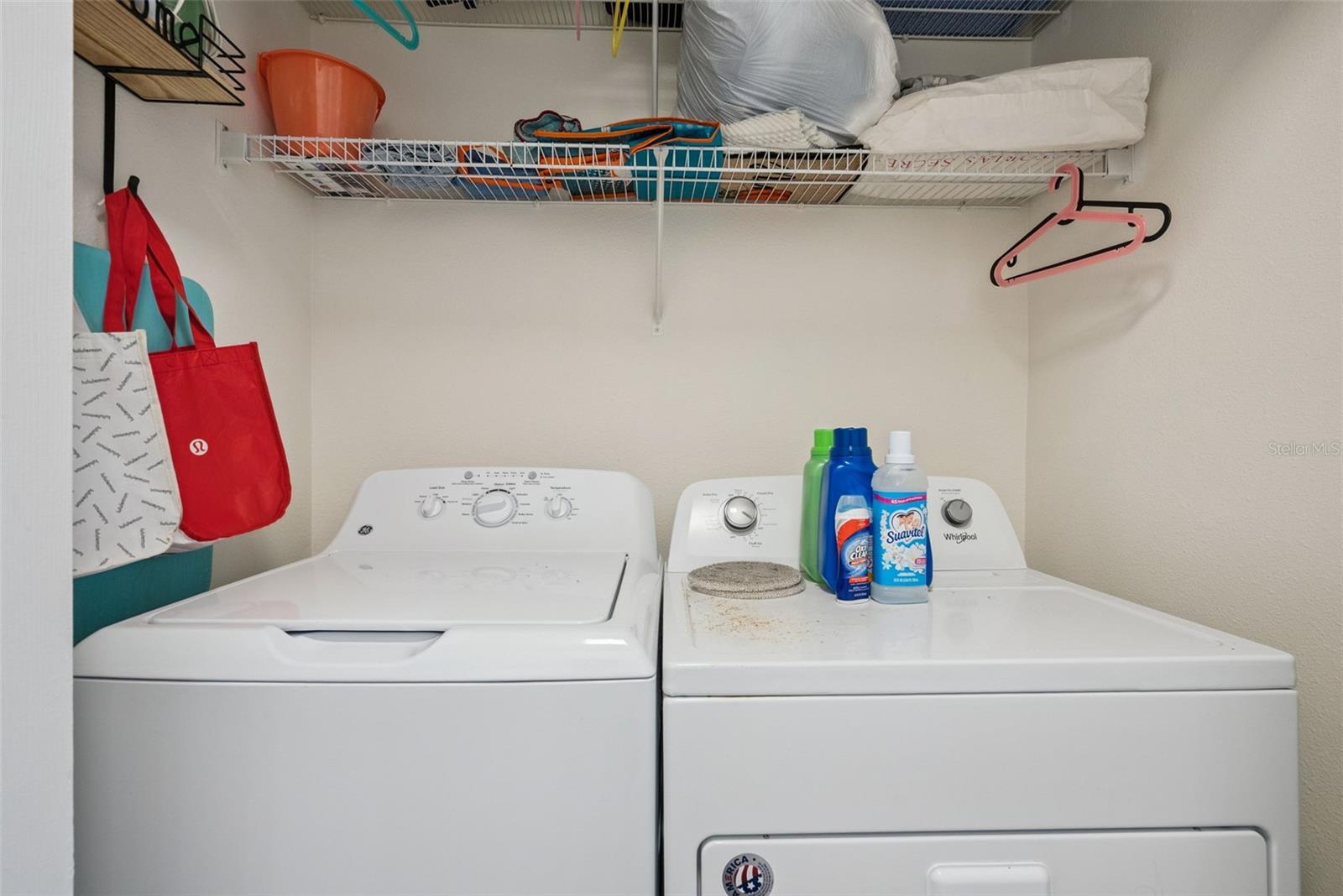 VISTAS AT LAKE HOWELL - Residential