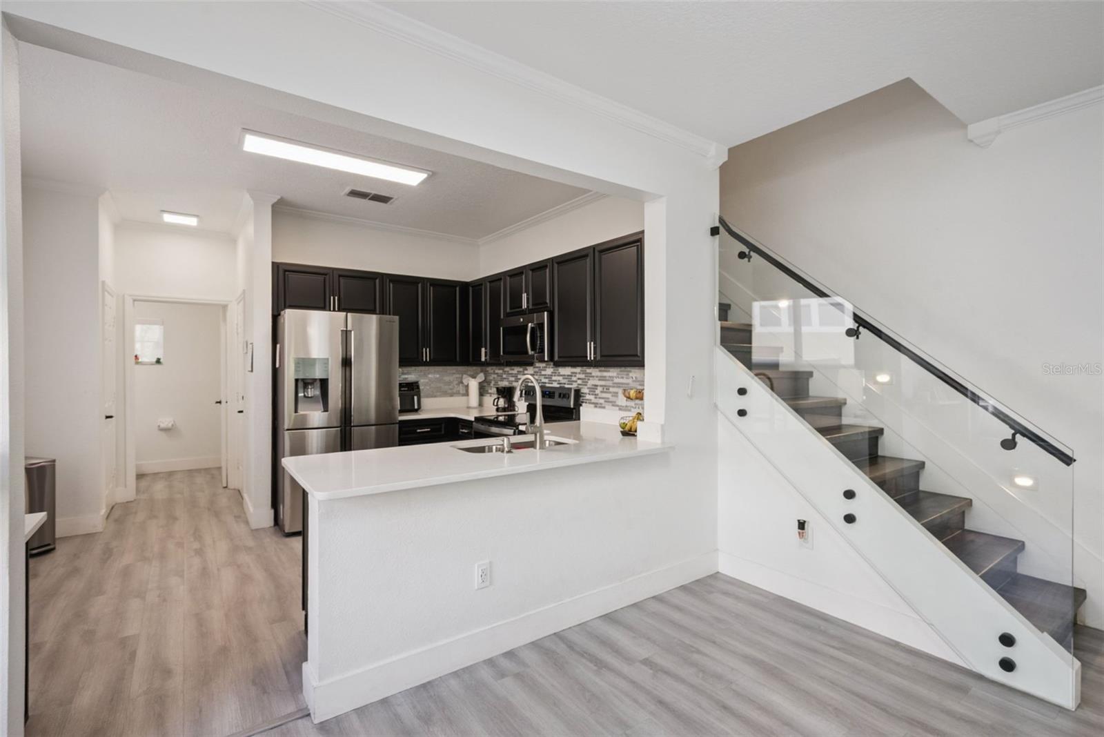 VISTAS AT LAKE HOWELL - Residential