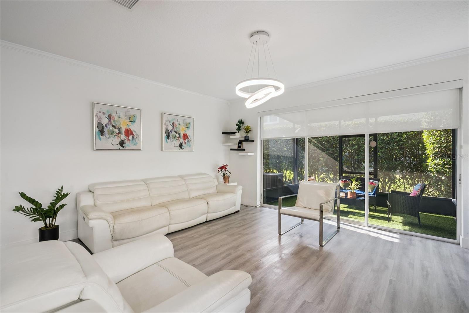 VISTAS AT LAKE HOWELL - Residential