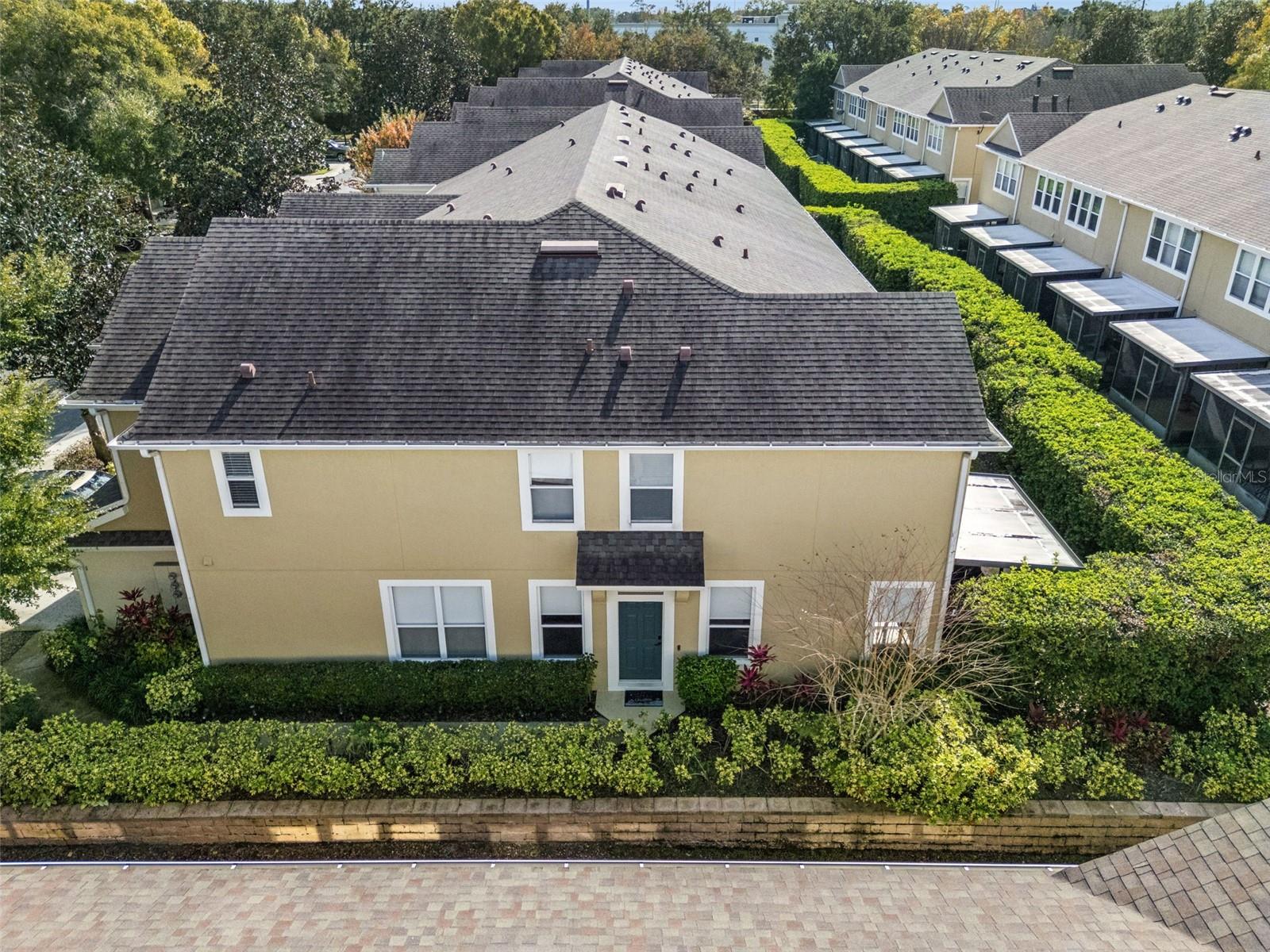 VISTAS AT LAKE HOWELL - Residential