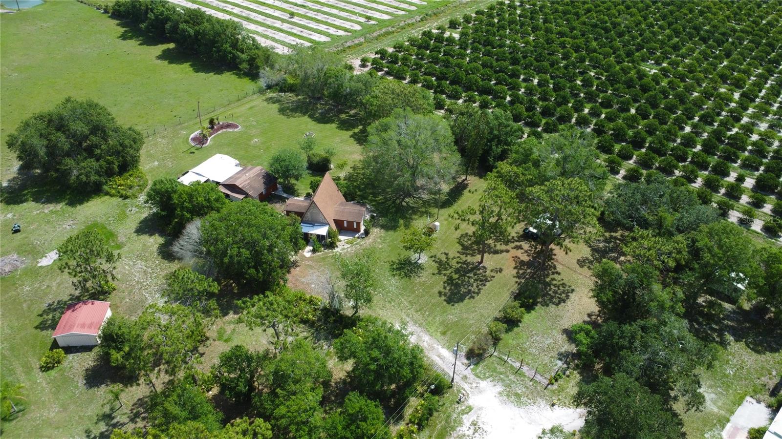 COUNTRY RANCHES - Residential