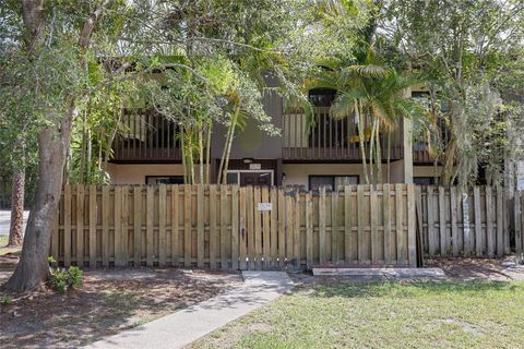 2636 CROWN COURT KISSIMMEE FL 34741