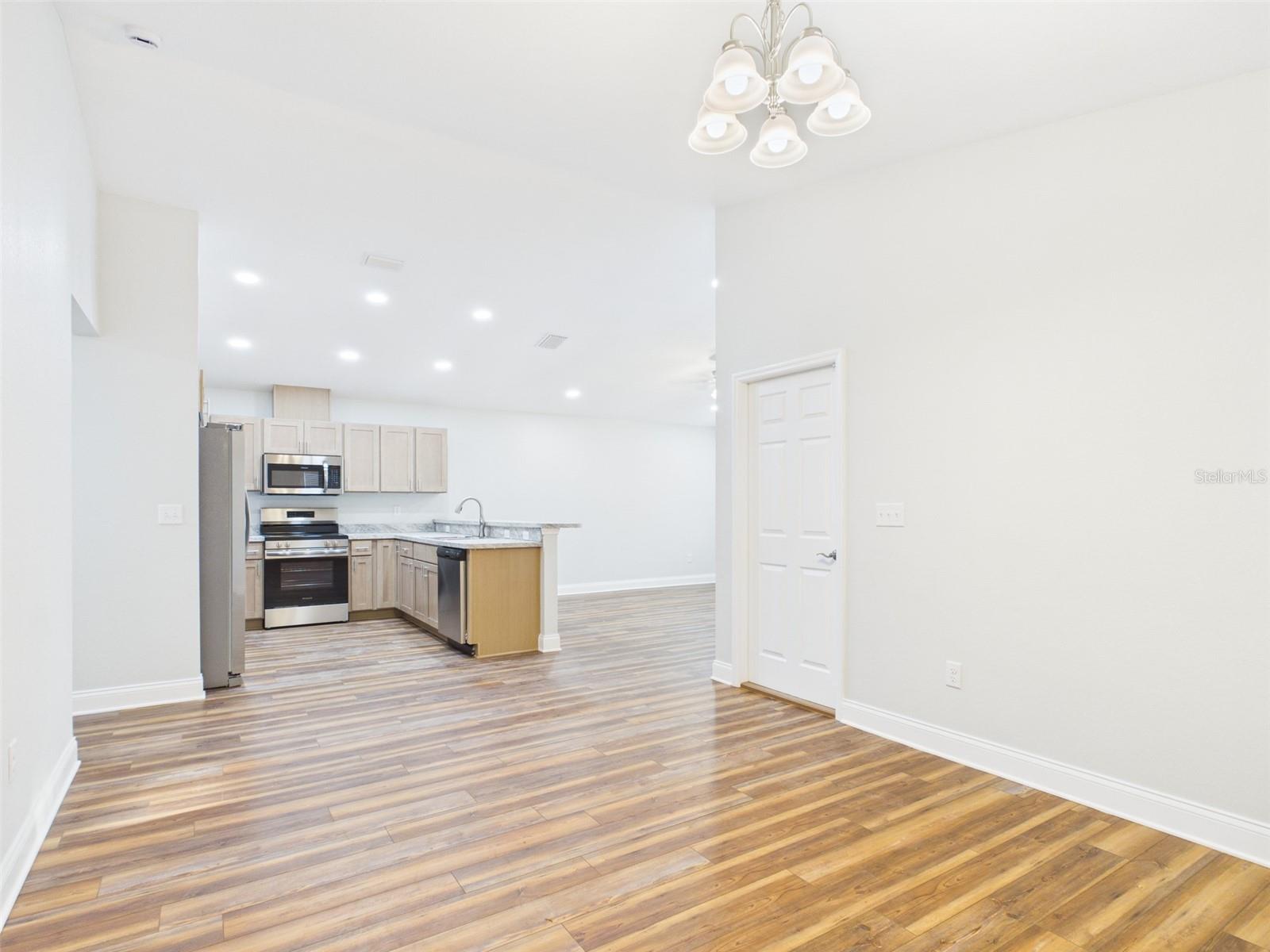 HAMPTON & FRANKLIN SUB - Residential