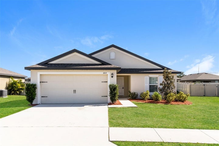Photo 1 of 14 — 1804 CANAAN LOOP, DUNDEE, FL 33838