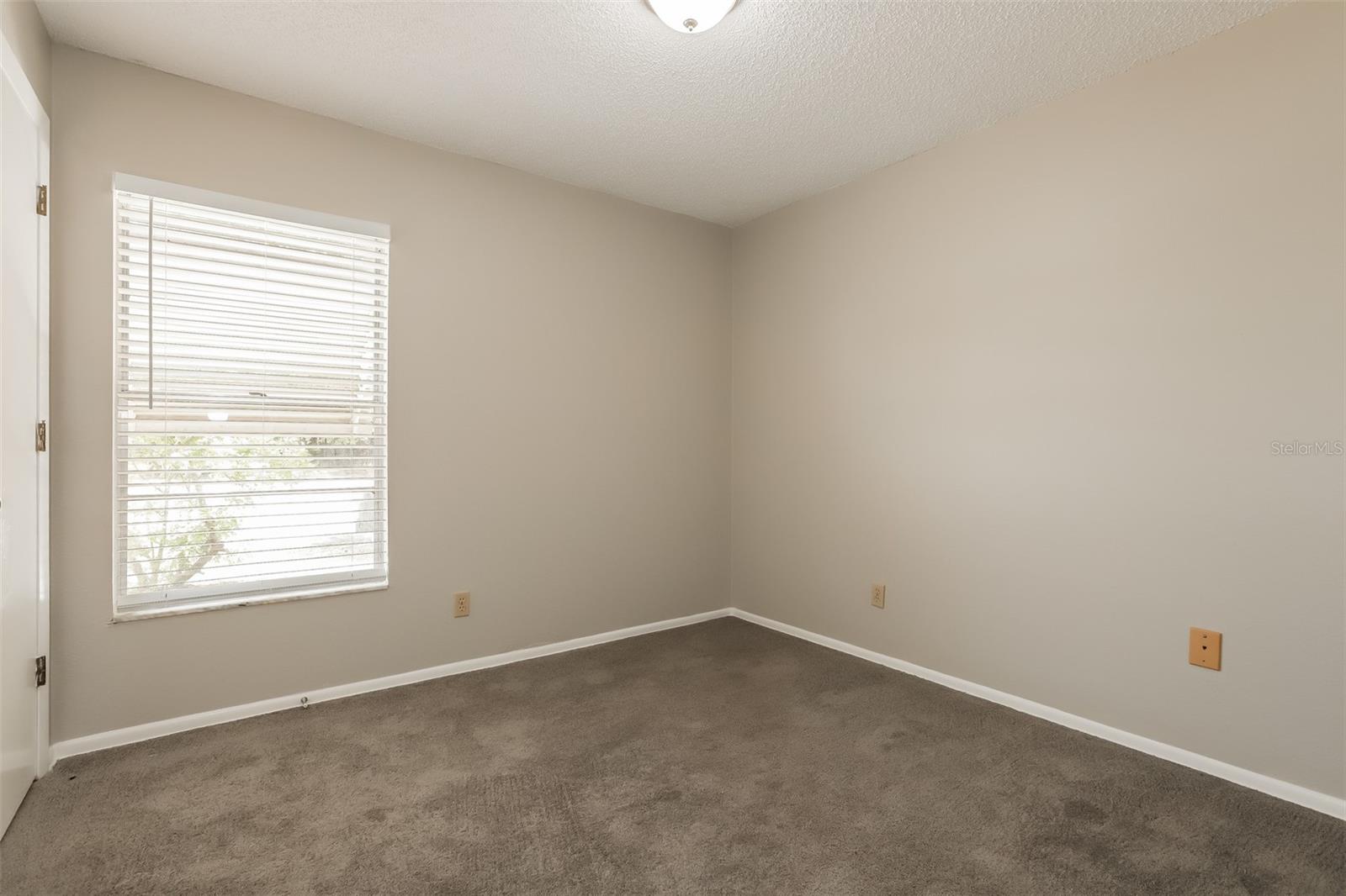 HIGHLAND COURT - Residential Lease