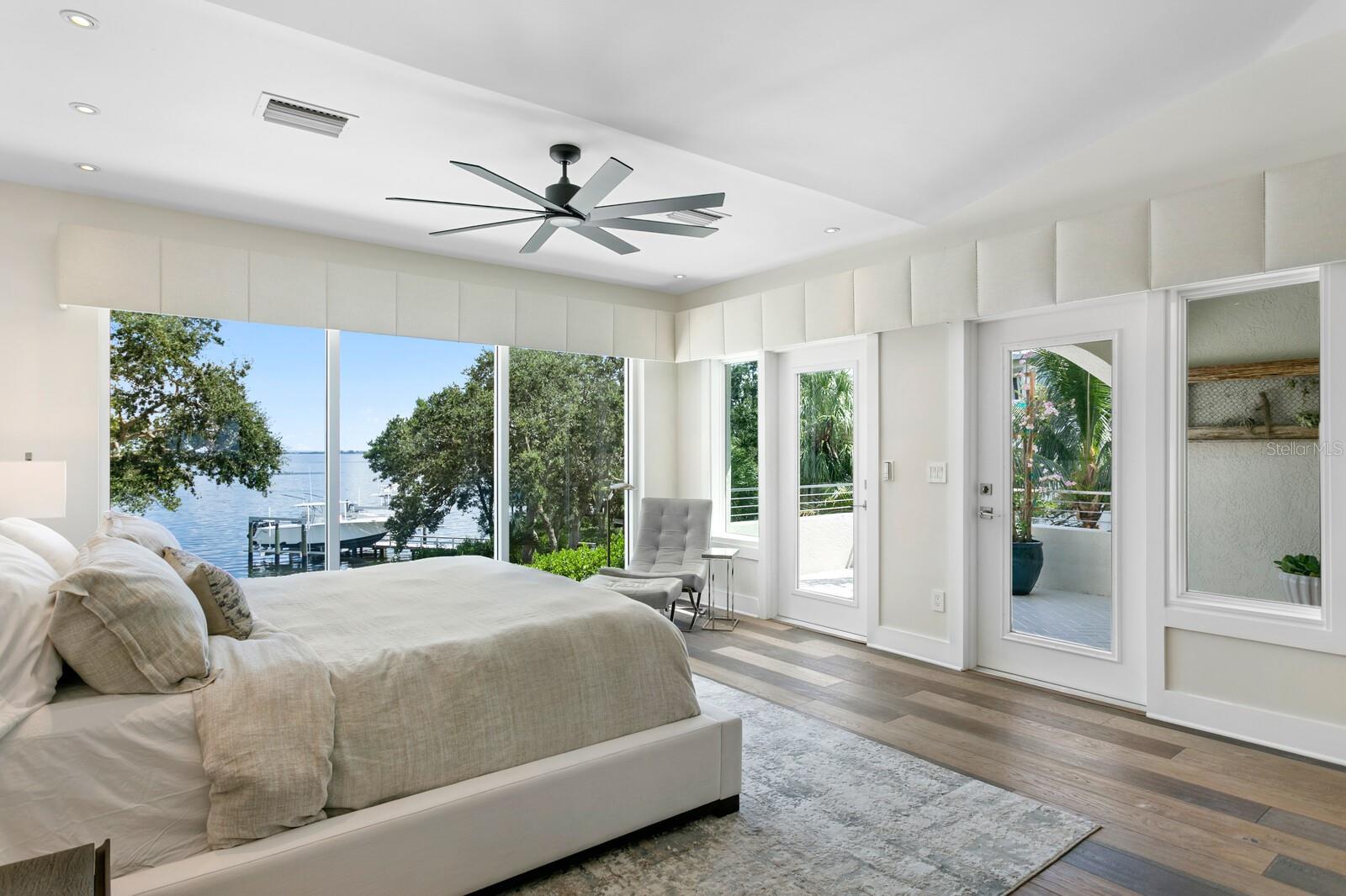 TIERRA VERDE - Residential