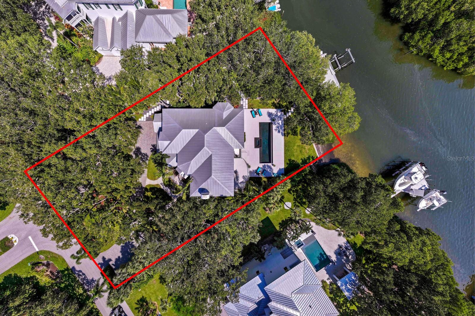 TIERRA VERDE - Residential