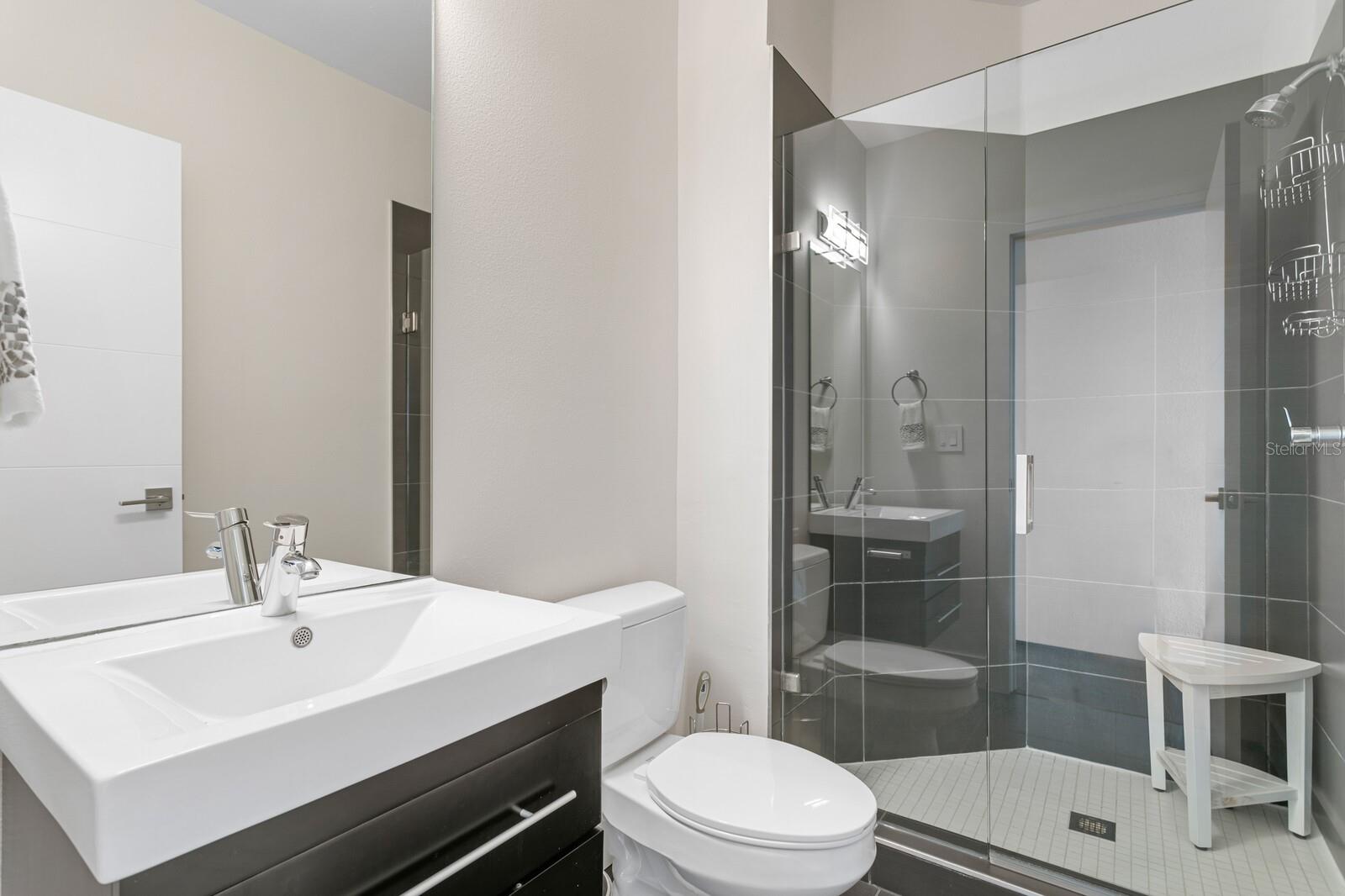 TIERRA VERDE - Residential