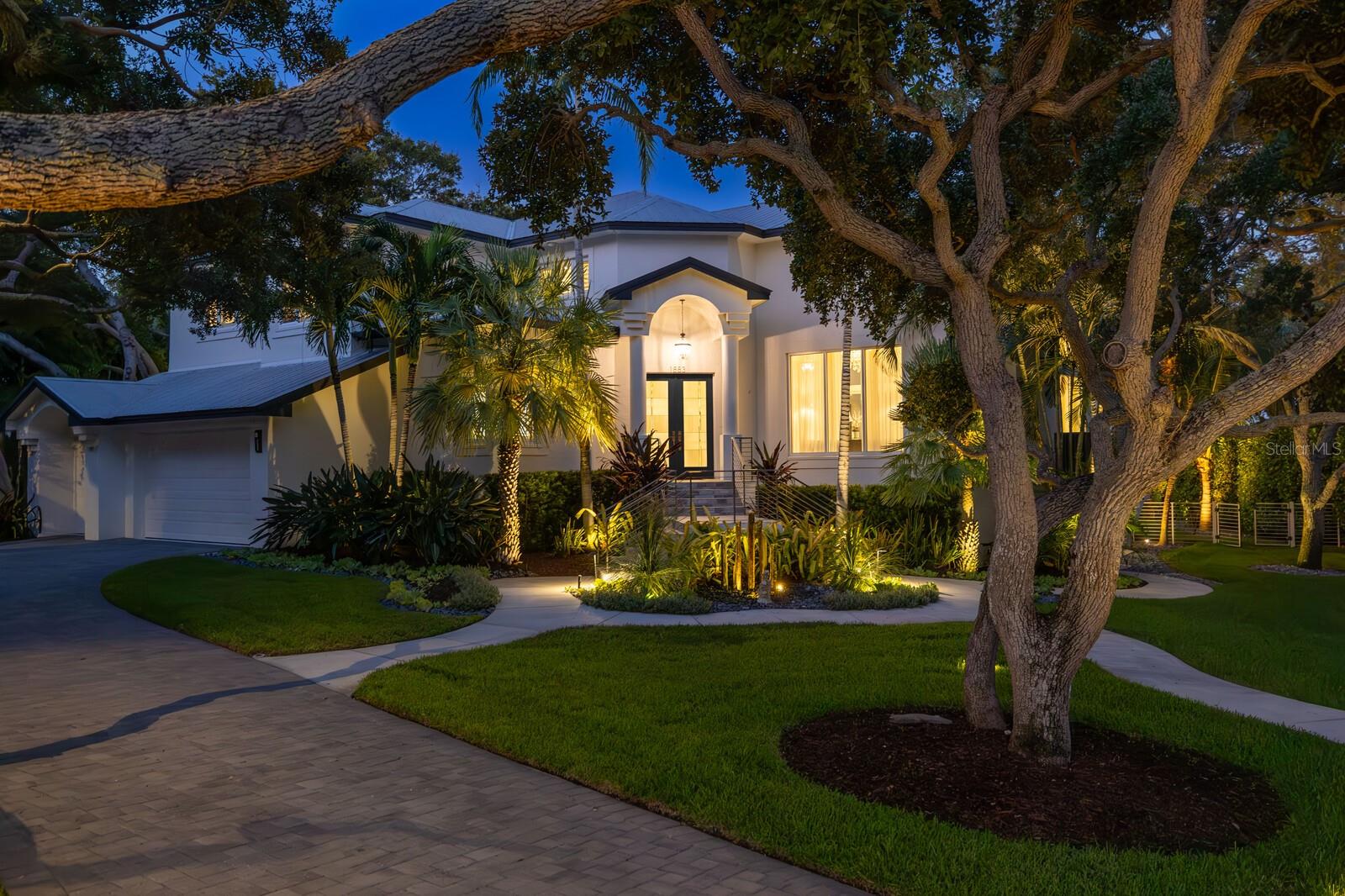 TIERRA VERDE - Residential