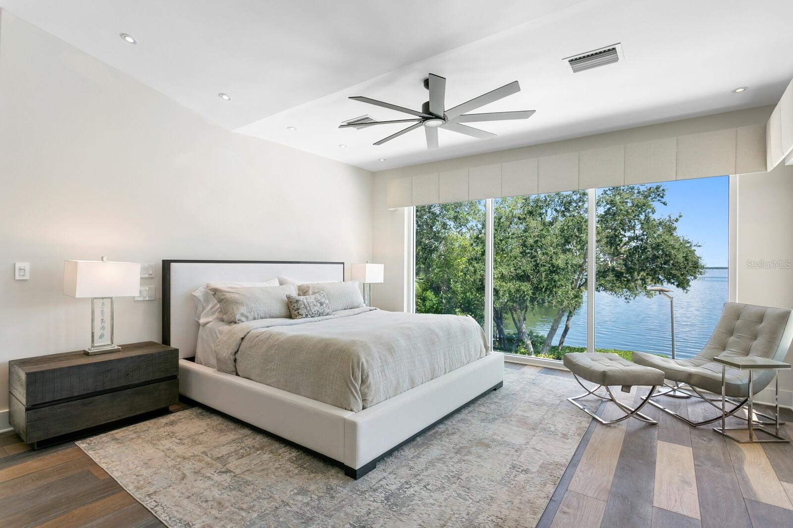 TIERRA VERDE - Residential