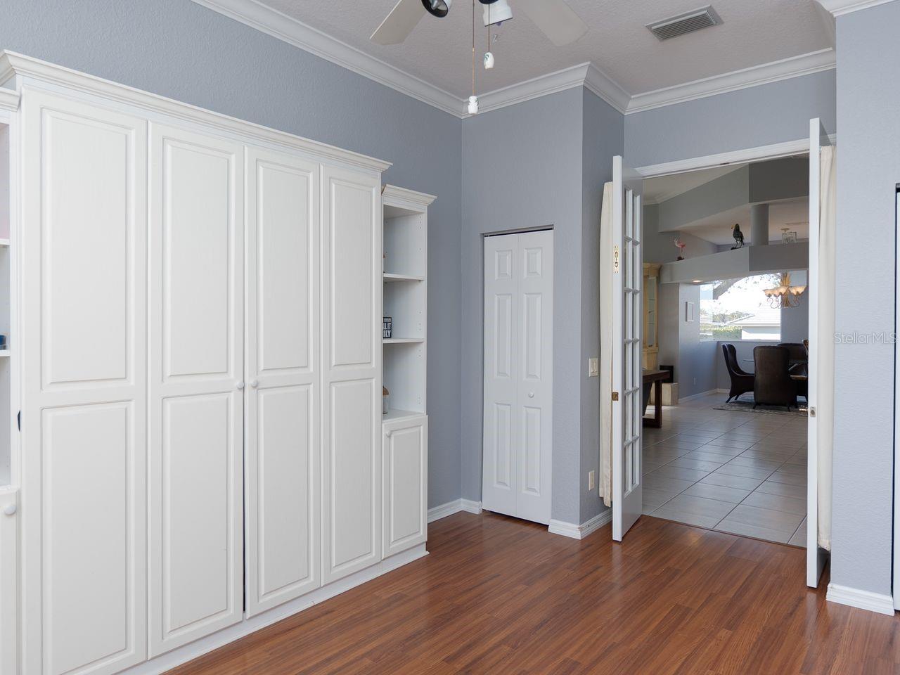 ENGLEWOOD ISLES SUB - Residential