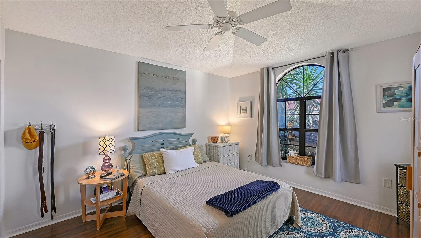 HAMMOCKS IV - Residential