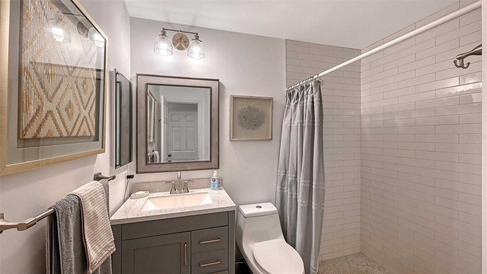 HAMMOCKS IV - Residential