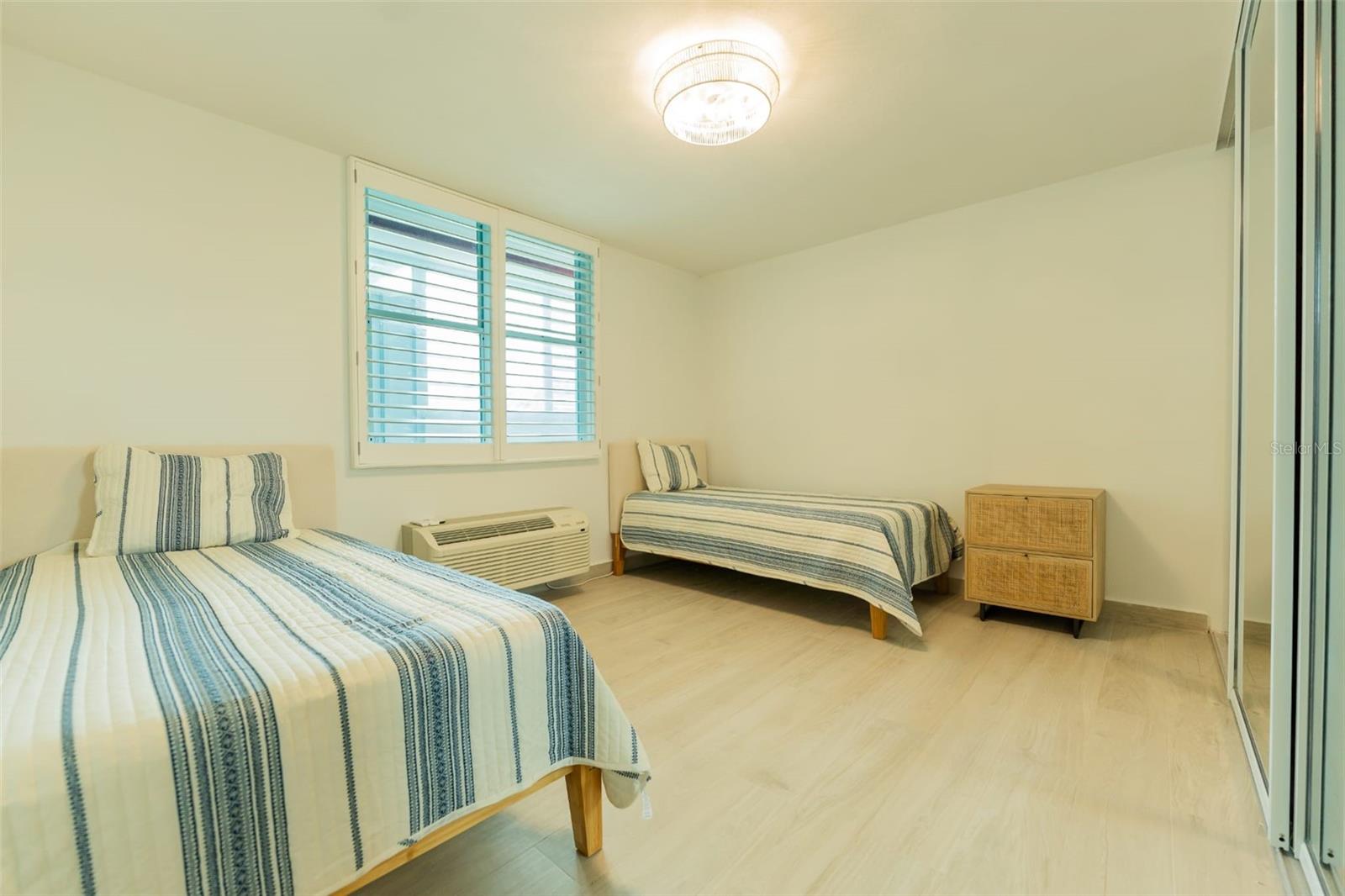 OCEAN PALACE - Residential