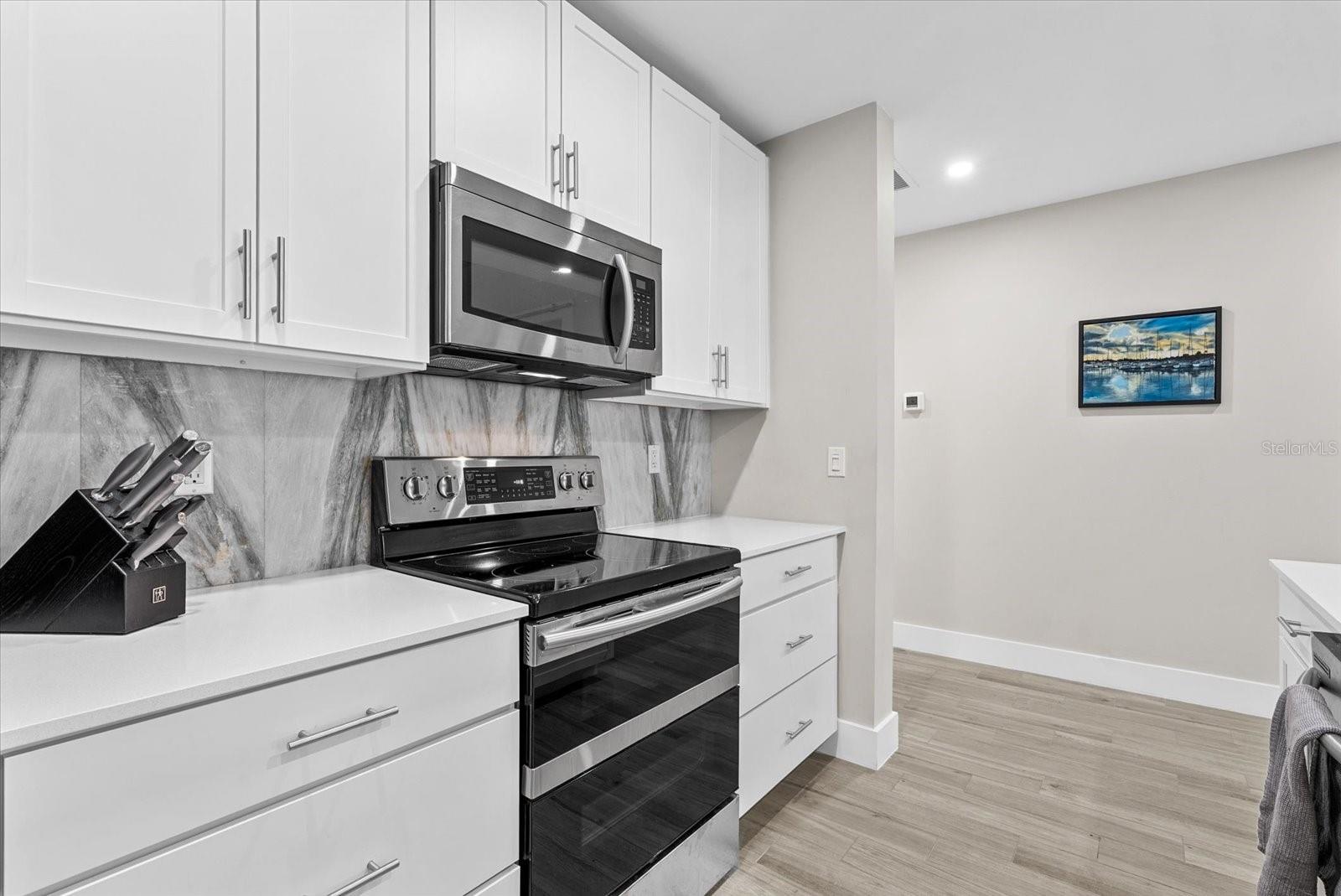 332 COCOANUT CONDOMINIUM - Residential