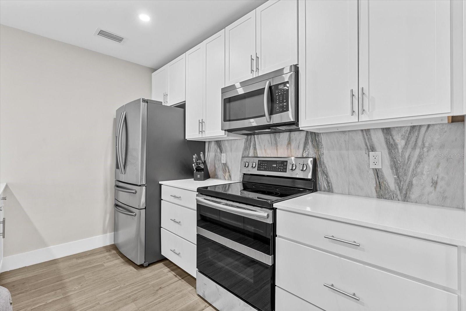 332 COCOANUT CONDOMINIUM - Residential