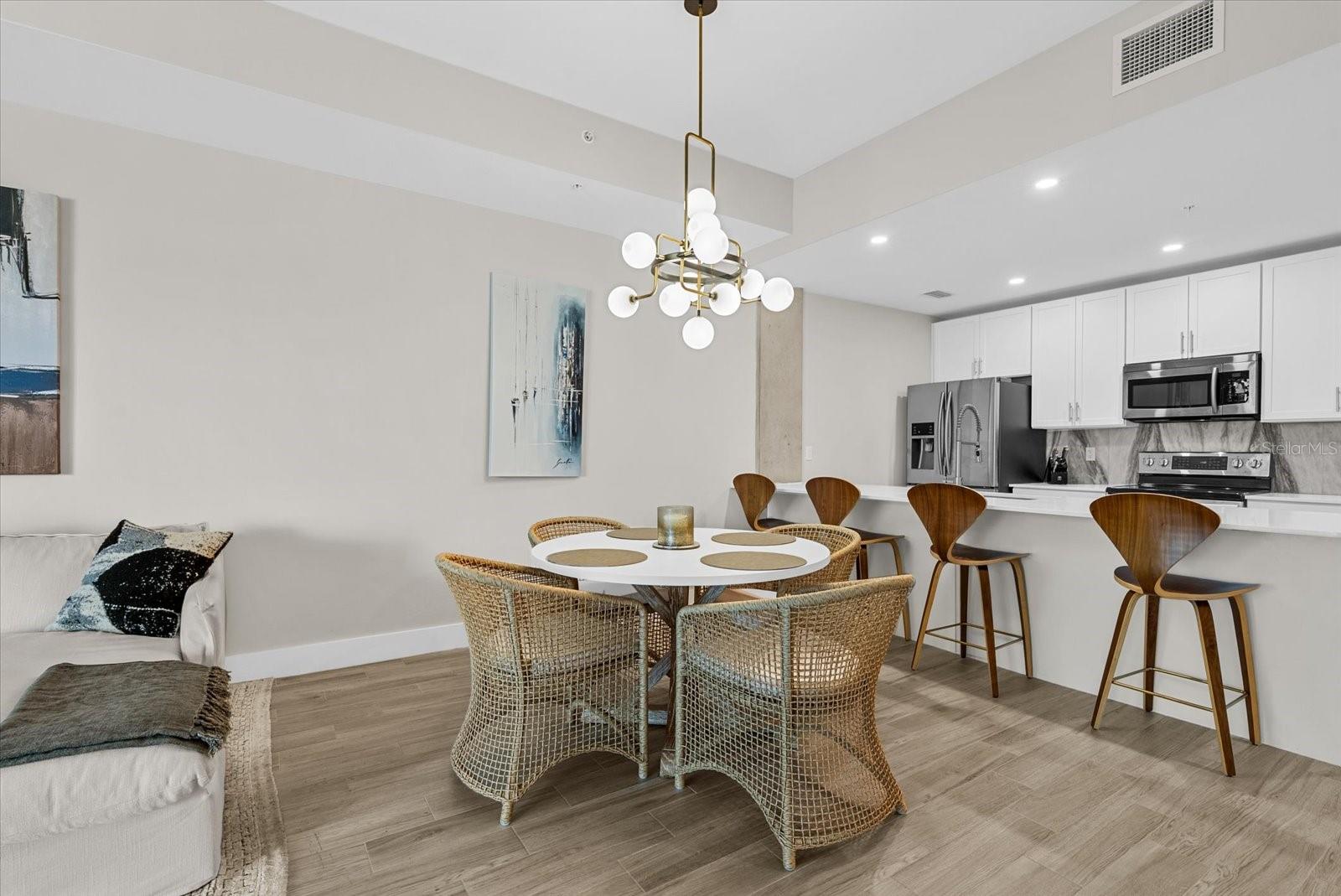 332 COCOANUT CONDOMINIUM - Residential