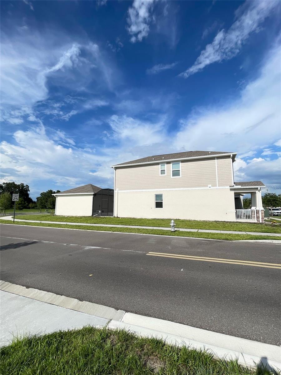 1543 CROSS PRAIRIE PARKWAY