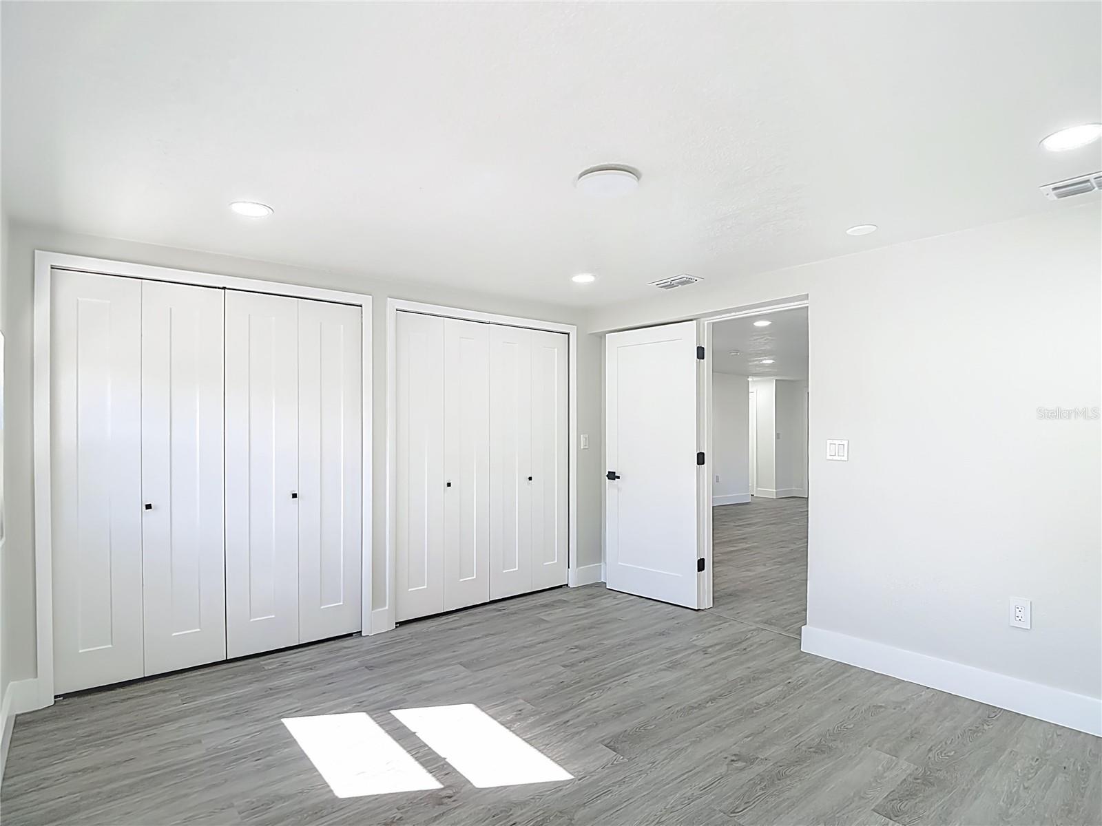 SAN CLEMENTE VILLAGE - Residential