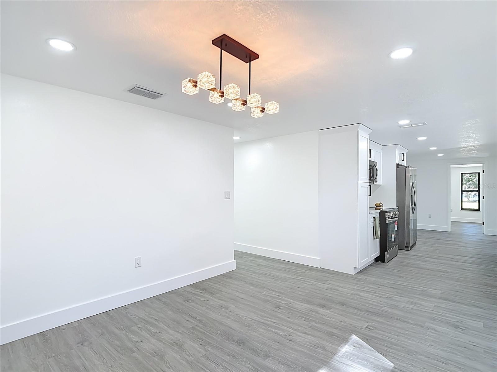 SAN CLEMENTE VILLAGE - Residential