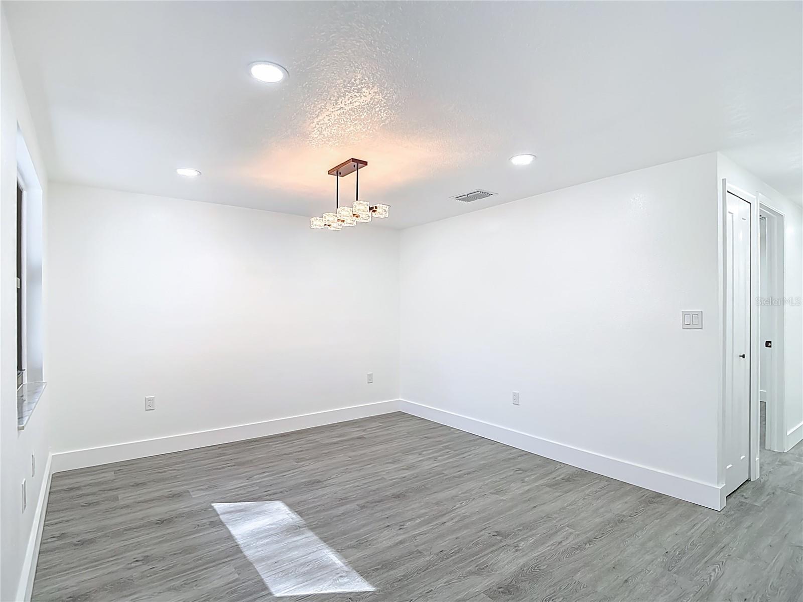 SAN CLEMENTE VILLAGE - Residential