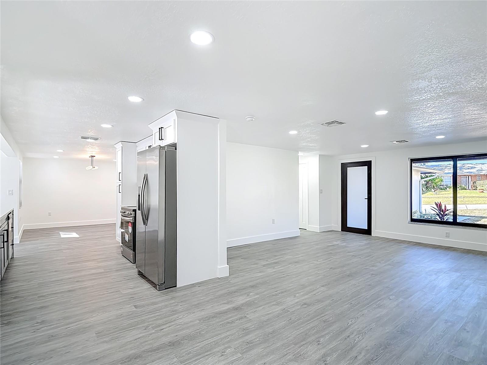 SAN CLEMENTE VILLAGE - Residential