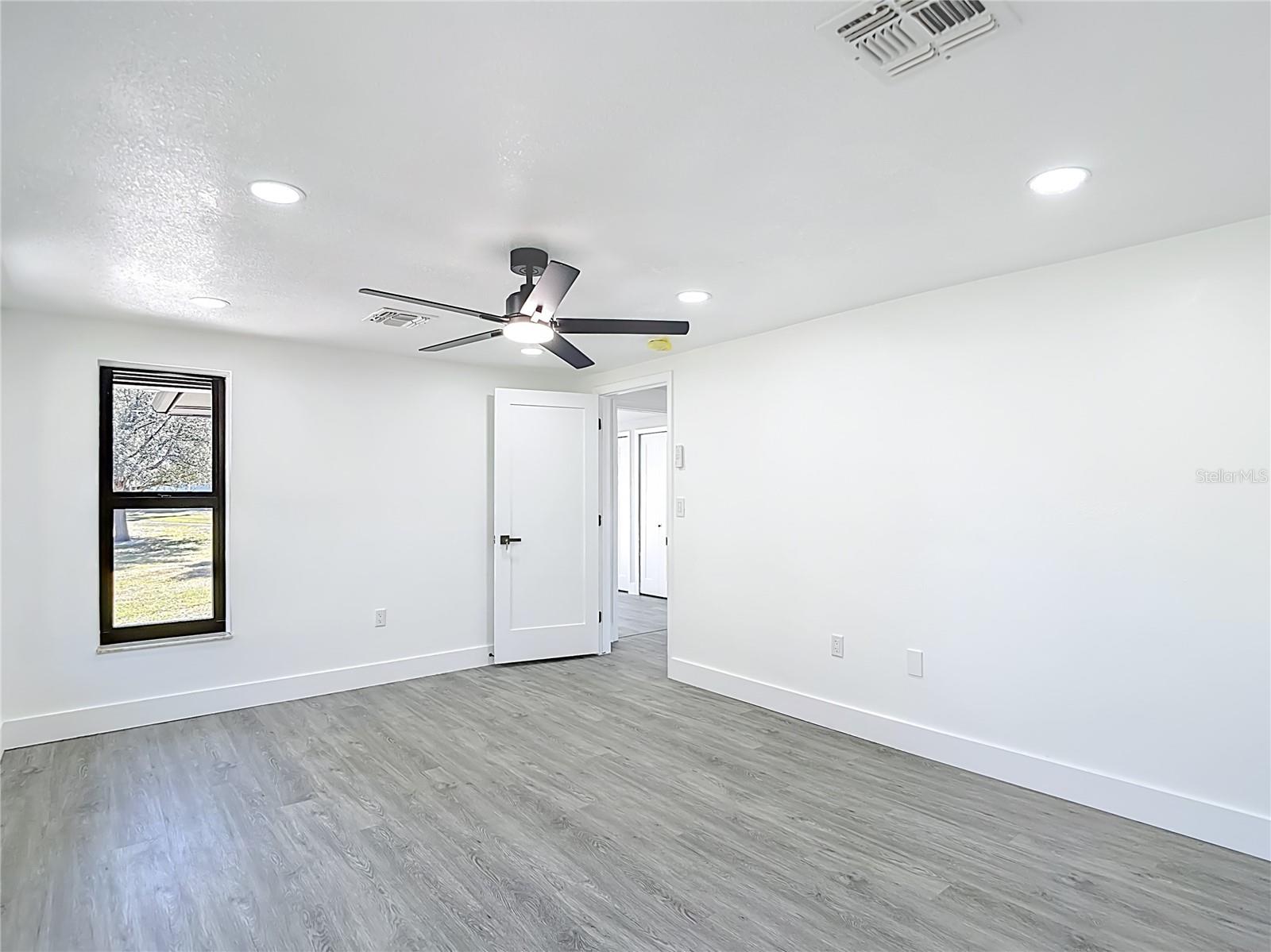 SAN CLEMENTE VILLAGE - Residential