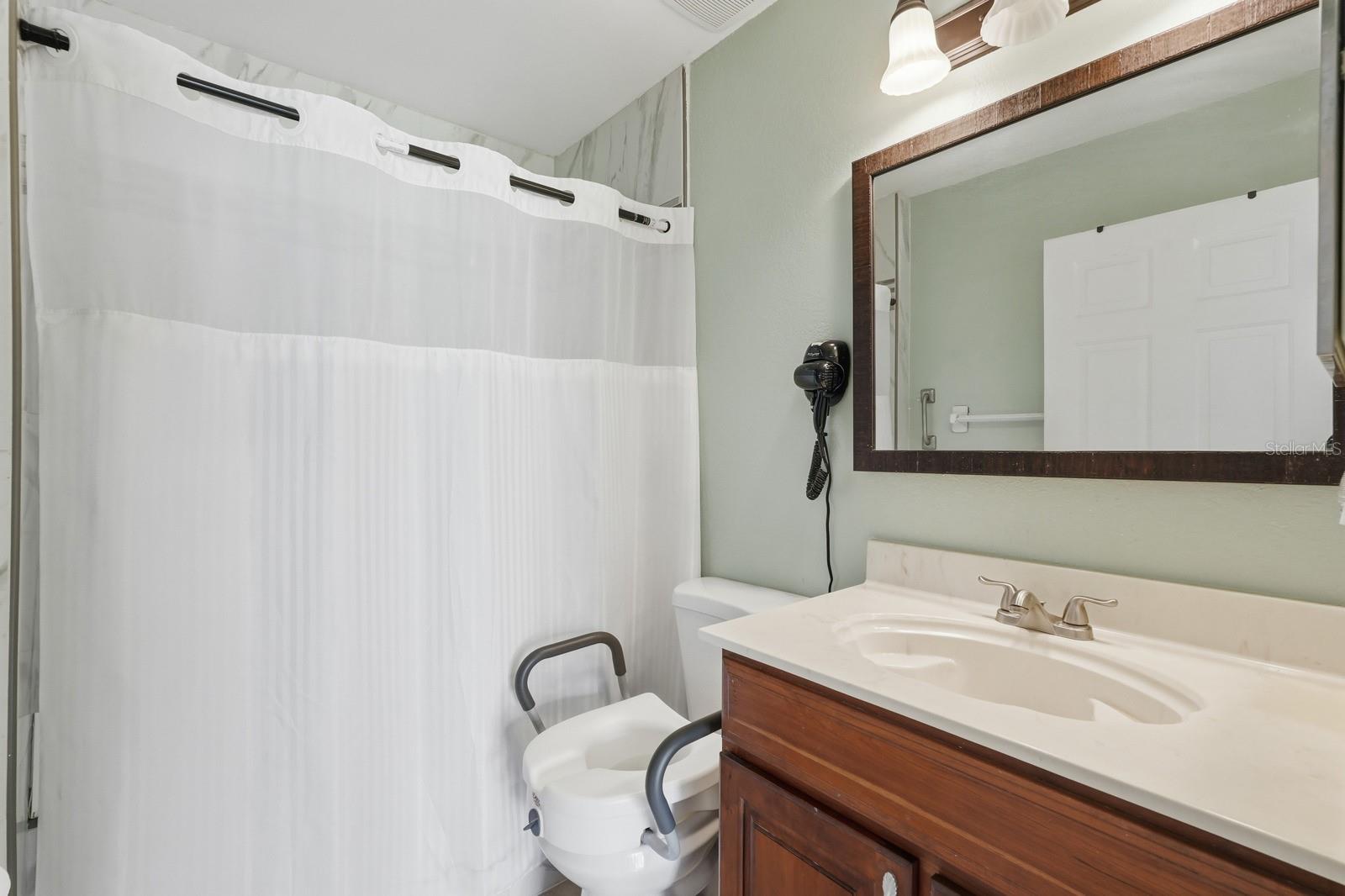 DELTONA LAKES UNIT 43 - Residential