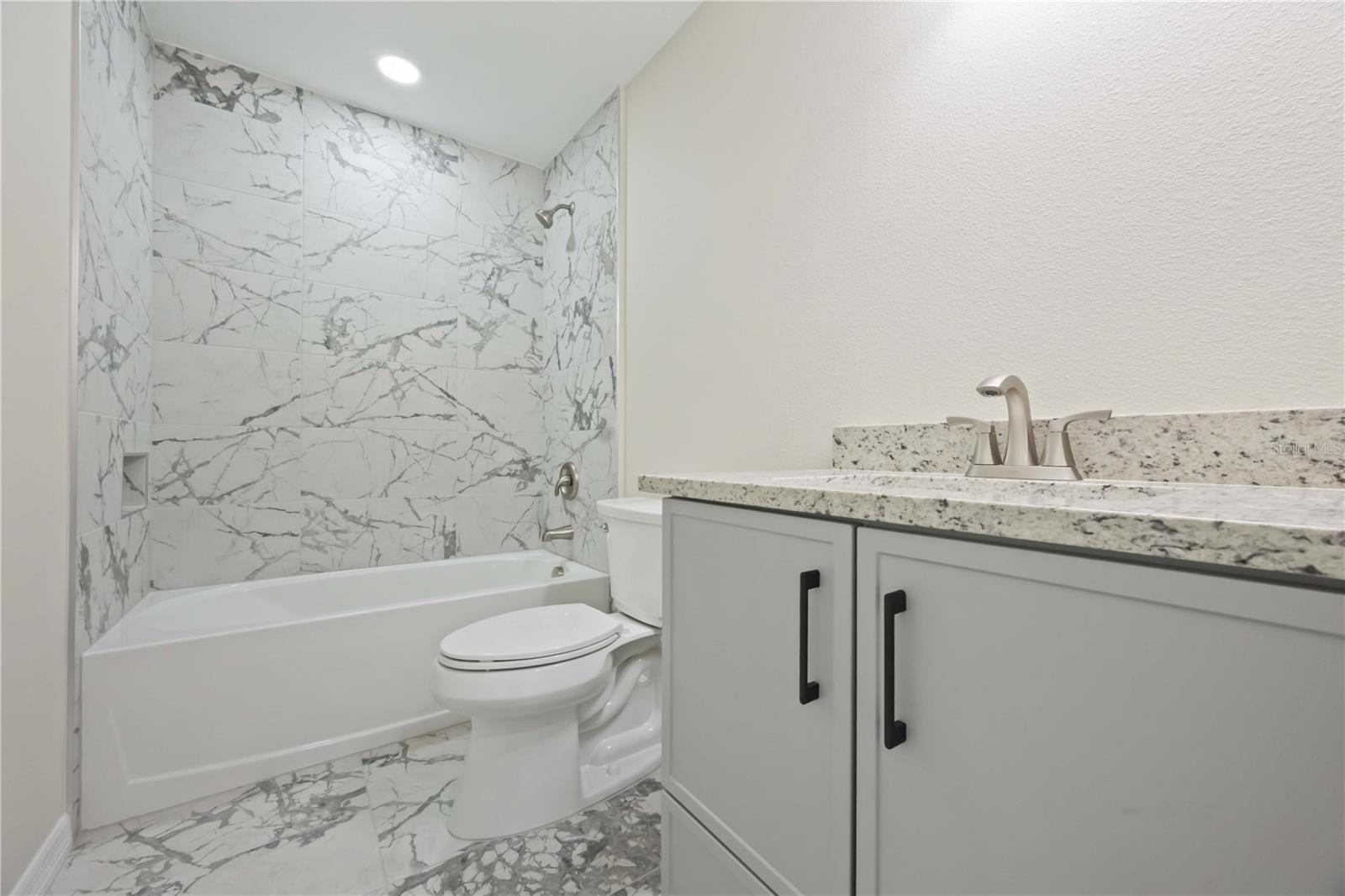 JULIA CURRY PLAT - Residential Income