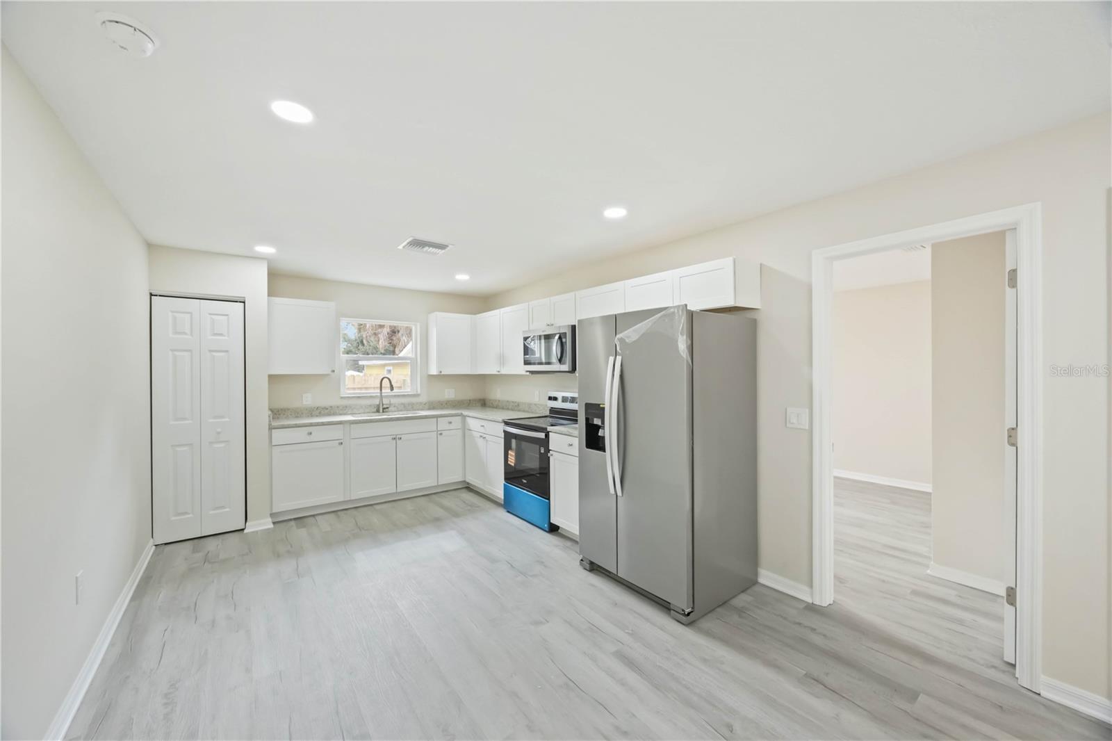 JULIA CURRY PLAT - Residential Income