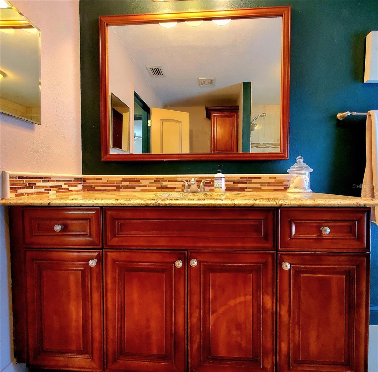 RED OAK HILLS - Residential