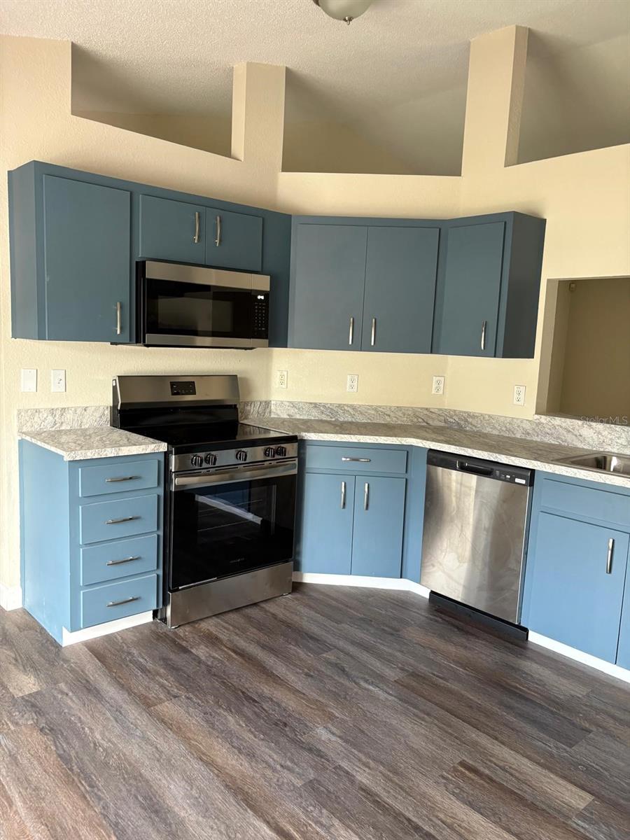 SHEPHERD OAKS PH 01 - Residential