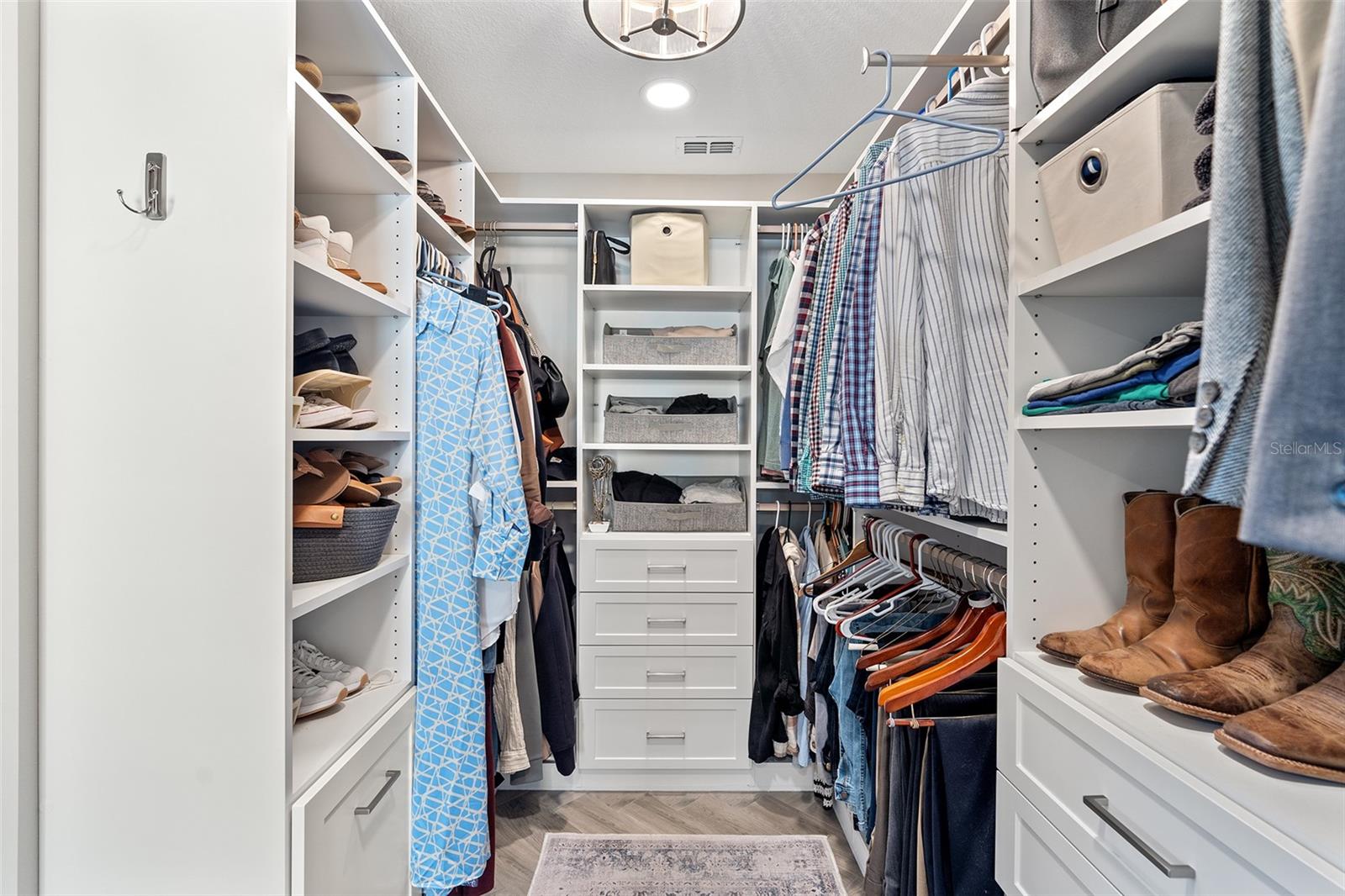 LAKE SUSAN HOMESITES - Residential