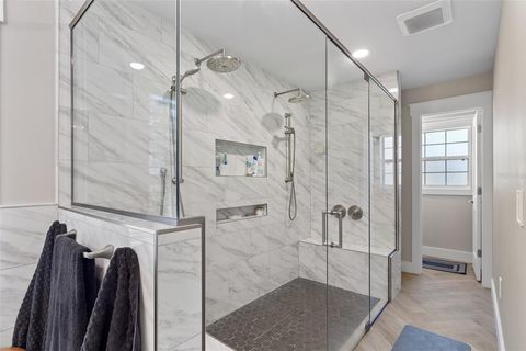 Tiny photo for 11812 Lakeshore Drive, Clermont, FL 34711 (MLS # S5138243)